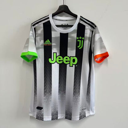 Maillot-Juventus-Retro-Vintage-2019-2020-Edition-Speciale-Homme-1