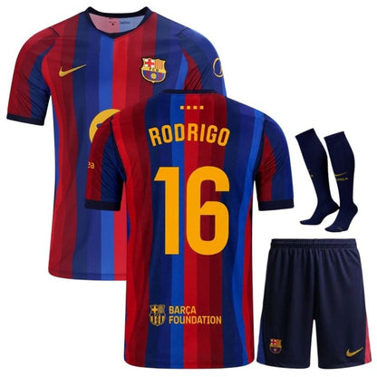 Maillot-Kit-Enfant-Barca-Domicile-2026-2027-Rodri