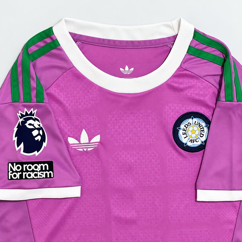 Maillot-Kit-Enfant-Leeds-United-Gardien-Rose-2026-2027-3