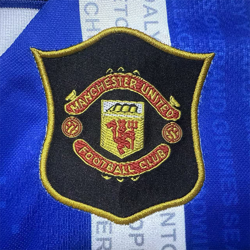 Maillot-Kit-Enfant-Manchester-United-Exterieur-1994-1996-4