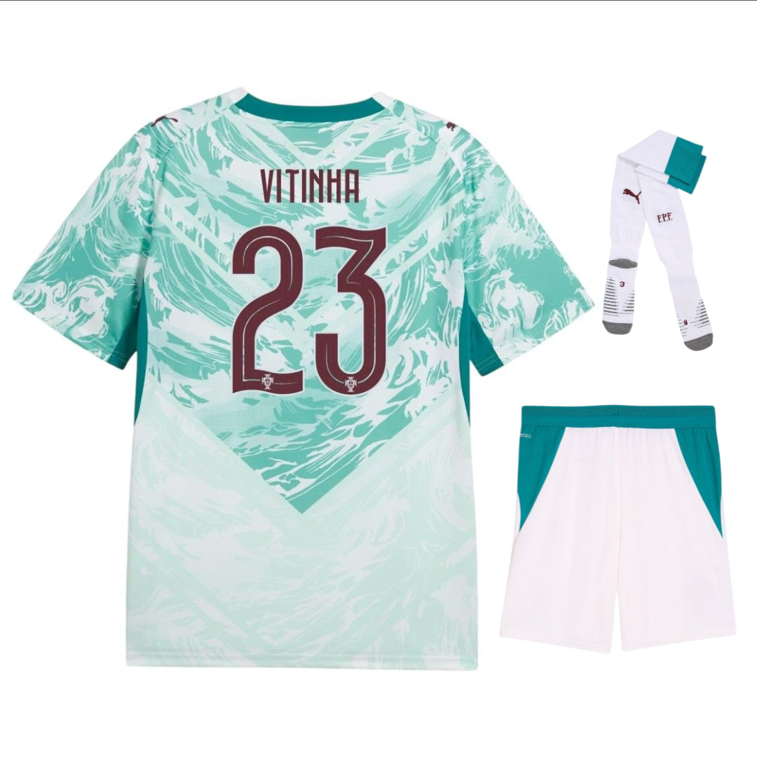 Maillot-Kit-Enfant-Portugal-Exterieur-2026-2027-Vitinha-2