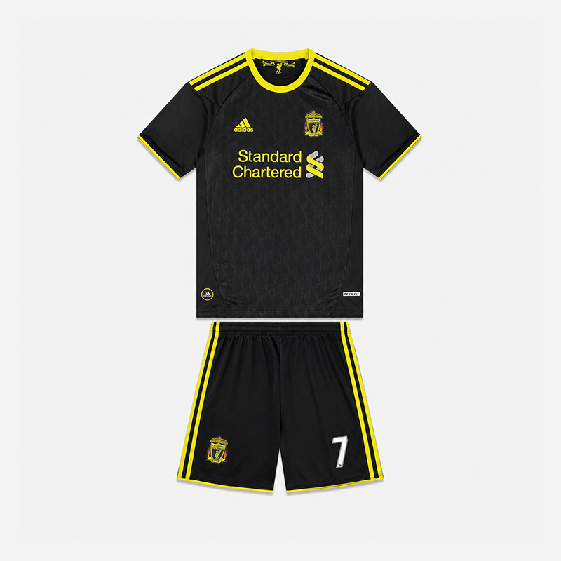 Maillot-Kit-Enfant-Suarez-Third-Liverpool-2010-2011-1