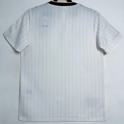 Maillot-Manchester-United-Lifestyle-Homme-2025-2026-Blanc-Jaune-2