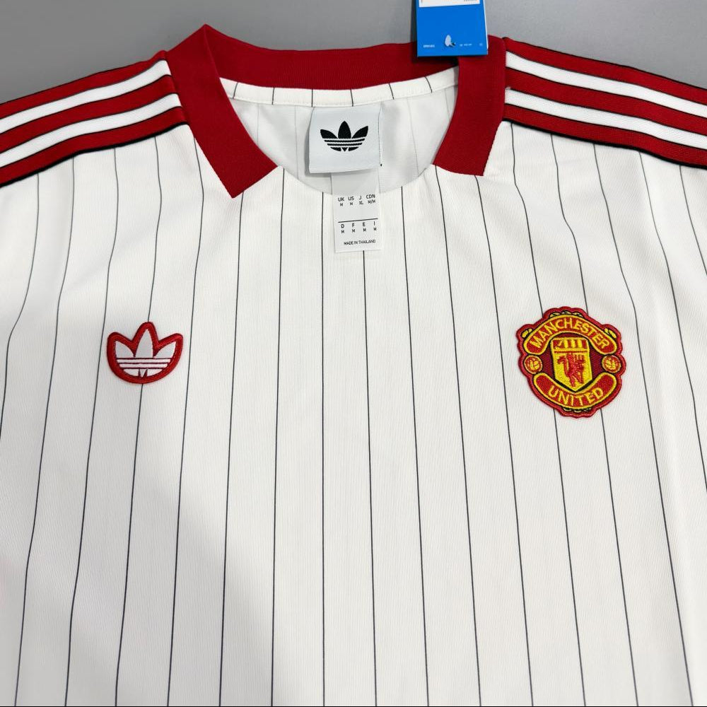 Maillot-Manchester-United-Lifestyle-Homme-2025-2026-Blanc-Rouge-3