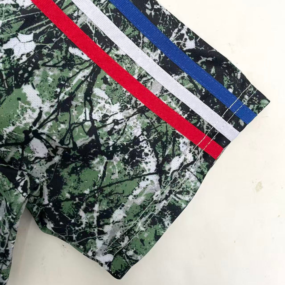 Maillot-Manchester-Édition-collaboration-Graffiti-Homme-2026-2027-4