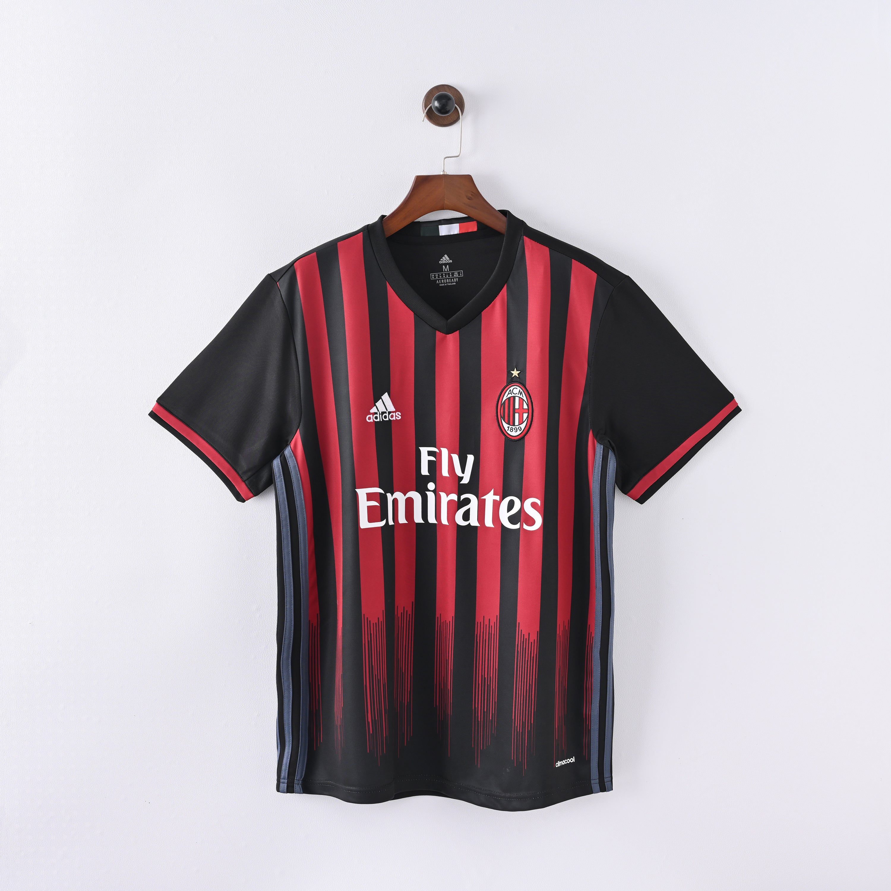 Maillot-Milan-AC-2016-2017-Domicile-Vintage-Retro-1