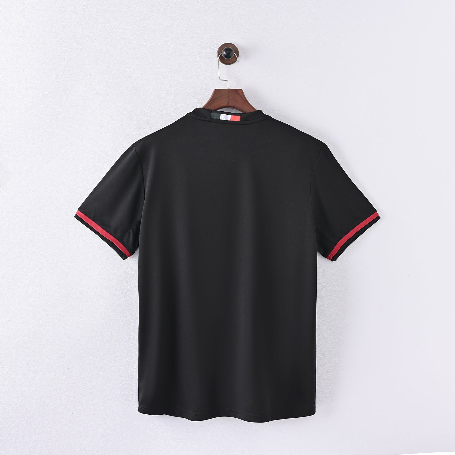 Maillot-Milan-AC-2016-2017-Domicile-Vintage-Retro-2