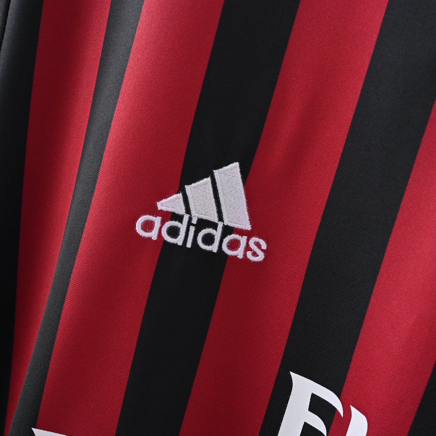 Maillot-Milan-AC-2016-2017-Domicile-Vintage-Retro-4