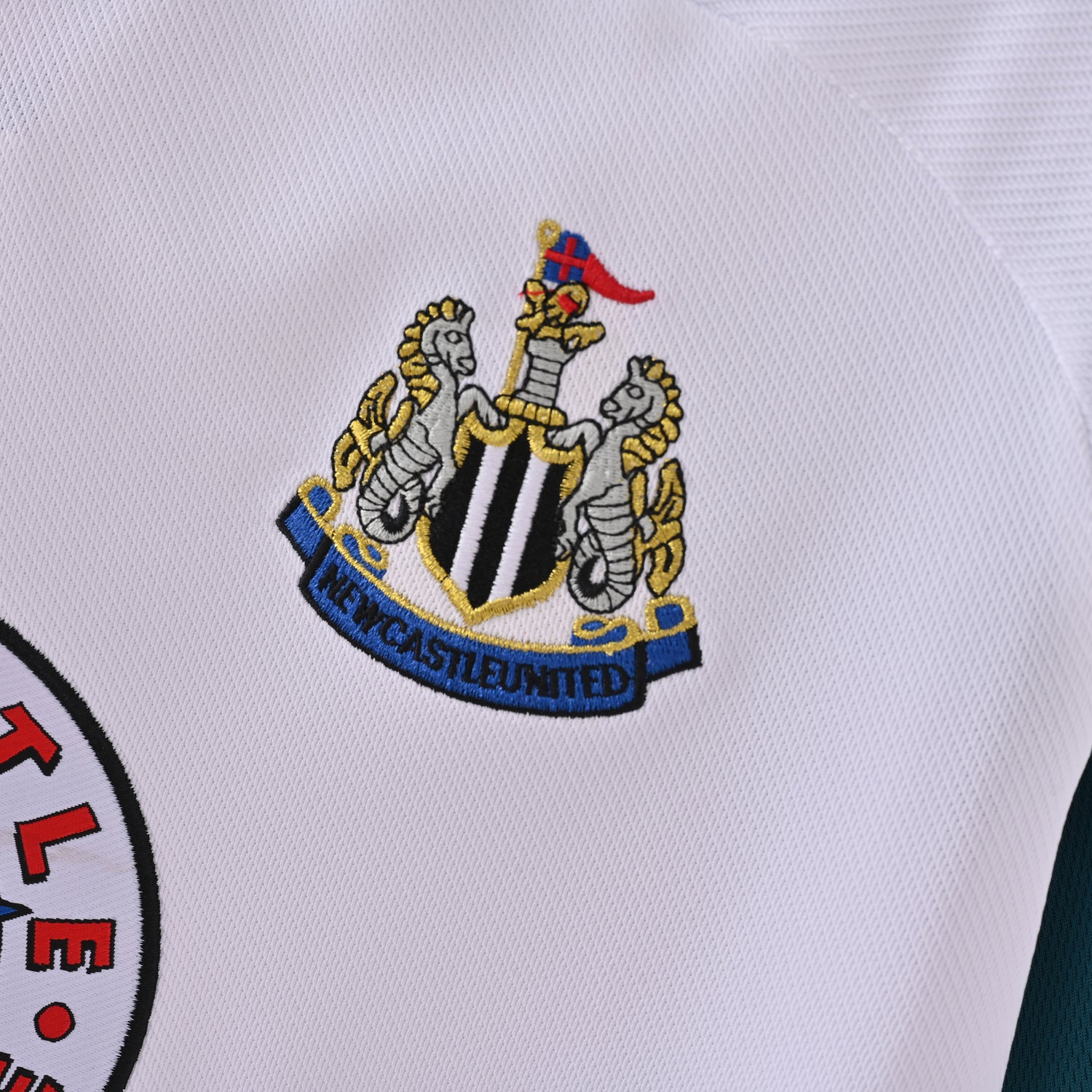 Maillot-Newcastle-United-1999-2000-Exterieur-Vintage-Retro-3