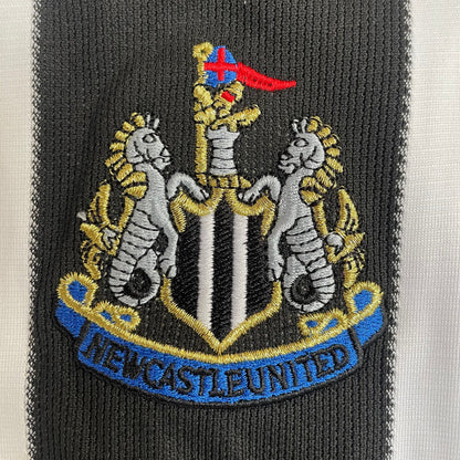 Maillot-Newcastle-United-Retro-Vintage-2005-2006-Domicile-Homme-3