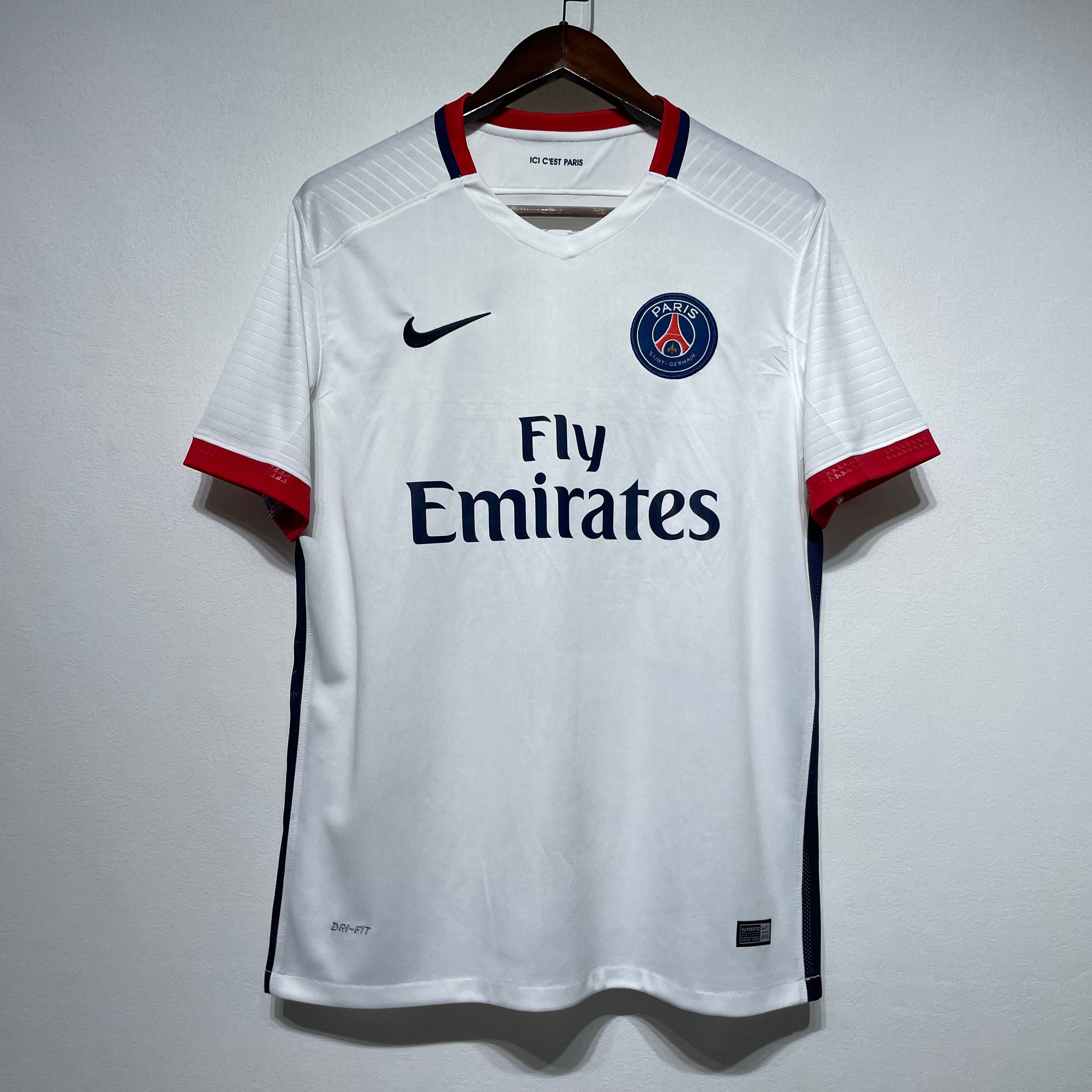 Maillot-PSG-Retro-Vintage-2015-2016-Exterieur-Homme-1
