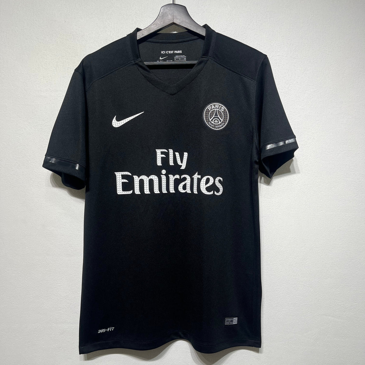 Maillot-PSG-Retro-Vintage-2015-2016-Third-Homme-1
