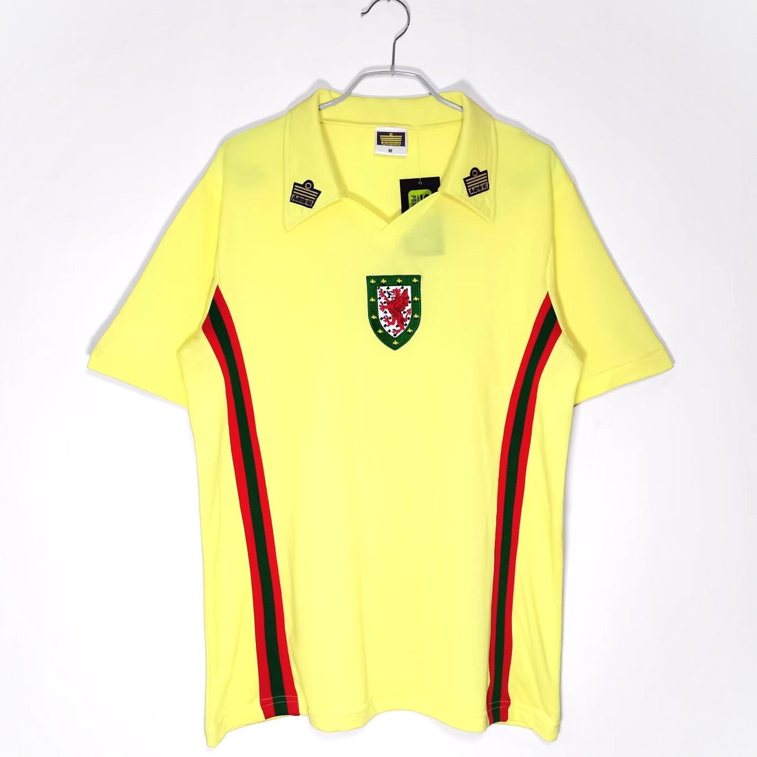 Maillot-Pays-de-Galles-1976-1979-Exterieur-Vintage-Retro-1