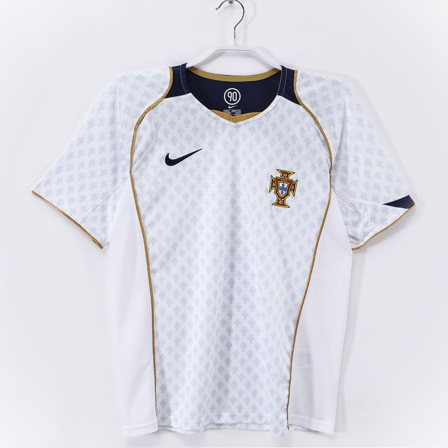 Maillot-Portugal-Exterieur-Blanc-2004-Vintage-Retro-1