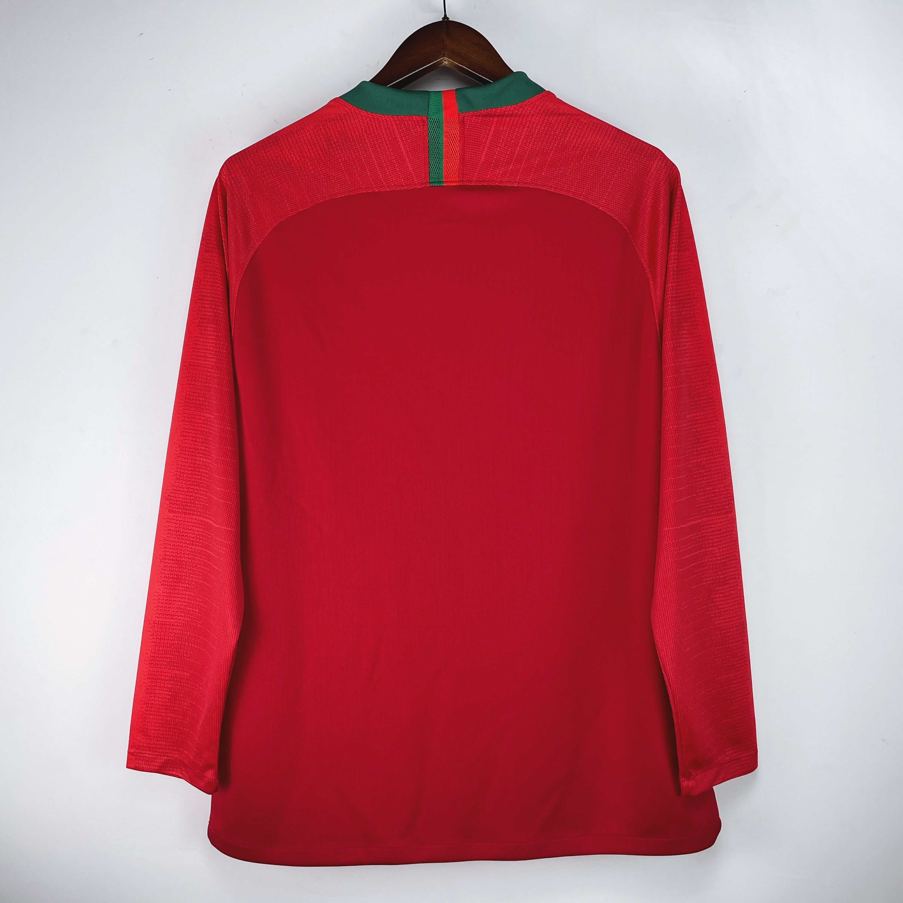 Maillot-Portugal-Manches-Longues-Retro-Vintage-2018-Domicile-Coupe-du-Monde-Homme-2