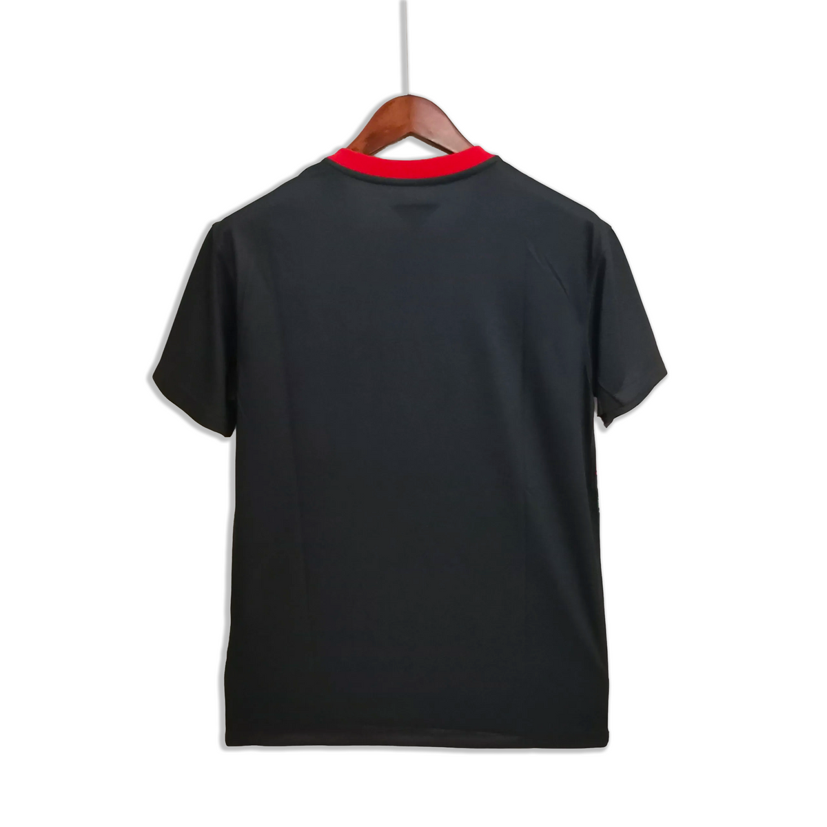 Maillot-Portugal-Retro-Vintage-2015-Exterieur-Homme-2
