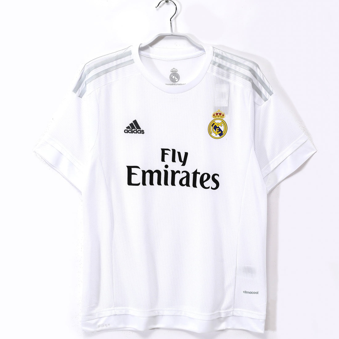 Maillot-Real-Madrid-Domicile-Retro-Vintage-2015-2016-Homme-1