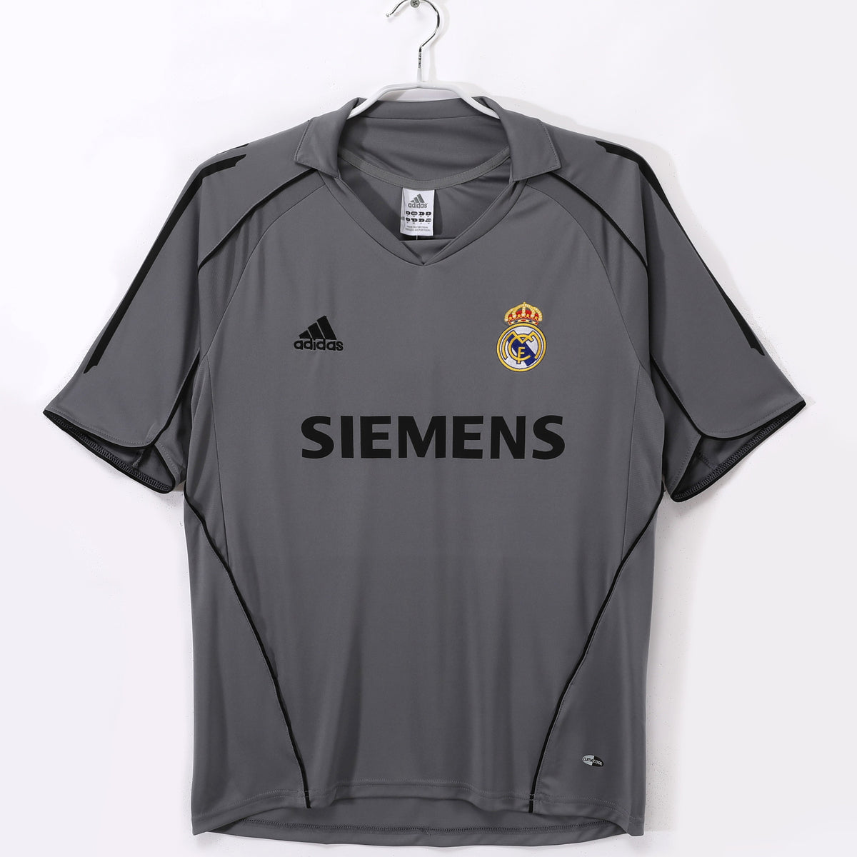 Maillot-Real-Madrid-Third-2005-2006-Vintage-Retro-1
