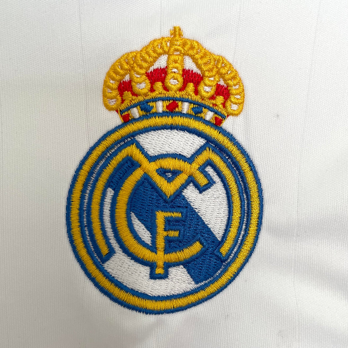 Maillot-Real-madrid-Manches-Longues-Retro-Vintage-2006-2007-Domicile-Homme-4