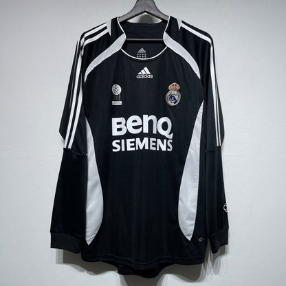 Maillot-Real-madrid-Manches-Longues-Retro-Vintage-2006-2007-Exterieur-Homme-1