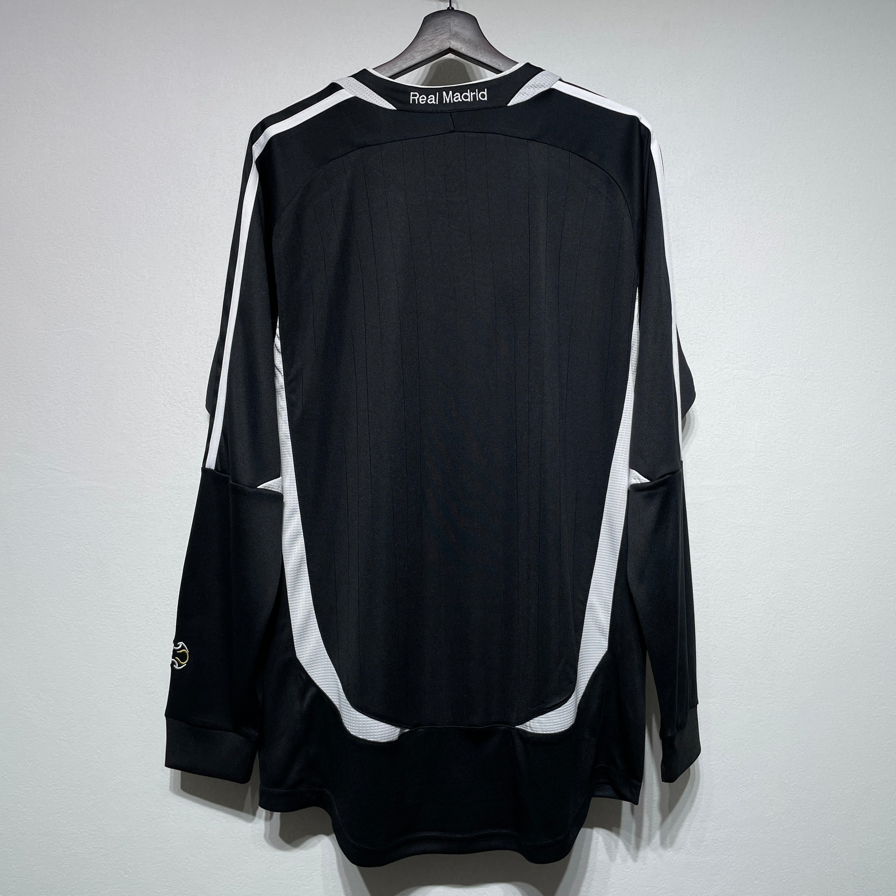 Maillot-Real-madrid-Manches-Longues-Retro-Vintage-2006-2007-Exterieur-Homme-2