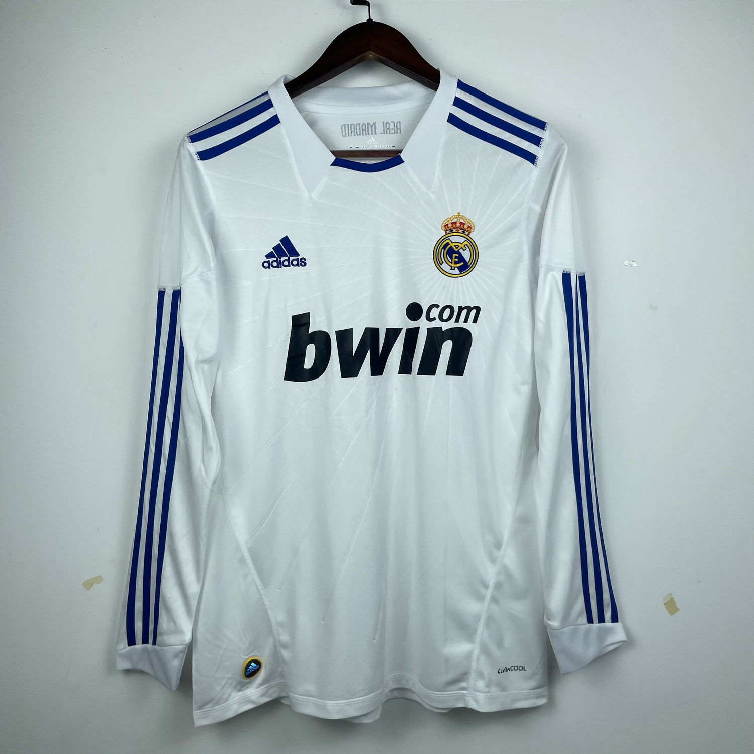 Maillot-Real-madrid-Manches-Longues-Retro-Vintage-2010-2011-Domicile-Homme-1