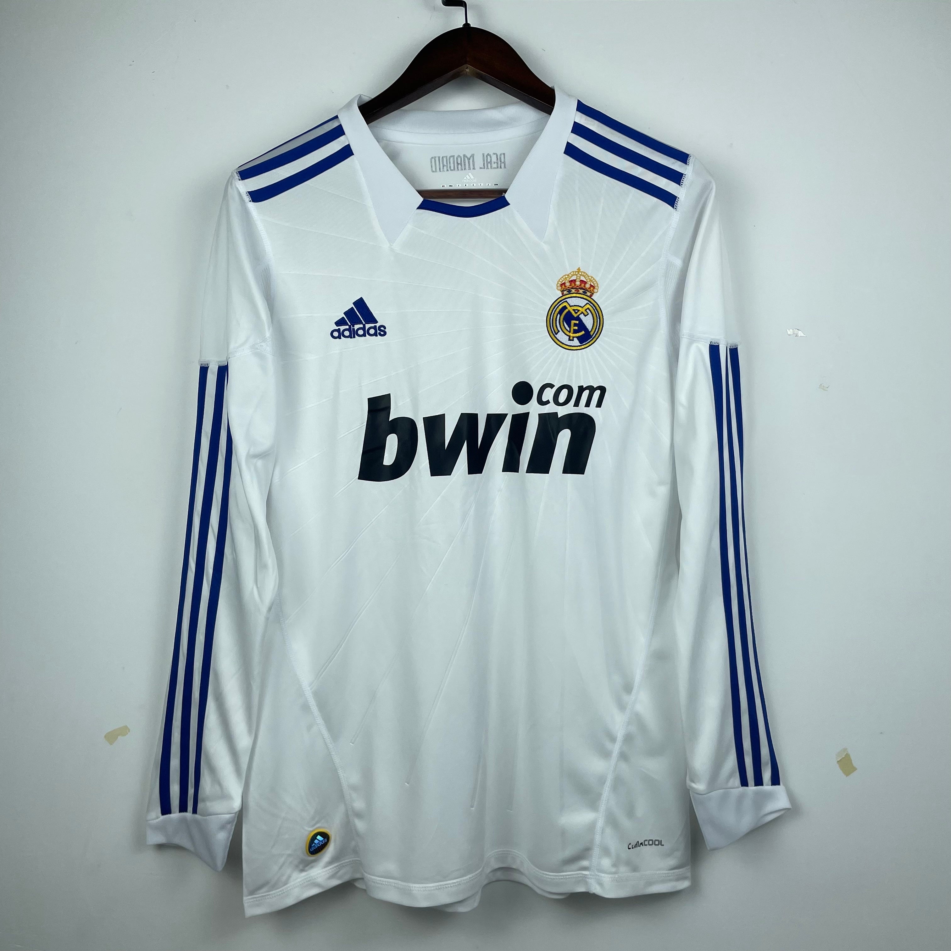 Maillot-Real-madrid-Manches-Longues-Retro-Vintage-2010-2011-Domicile-Homme-1