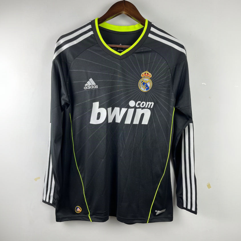 Maillot-Real-madrid-Manches-Longues-Retro-Vintage-2010-2011-Exterieur-Homme-1
