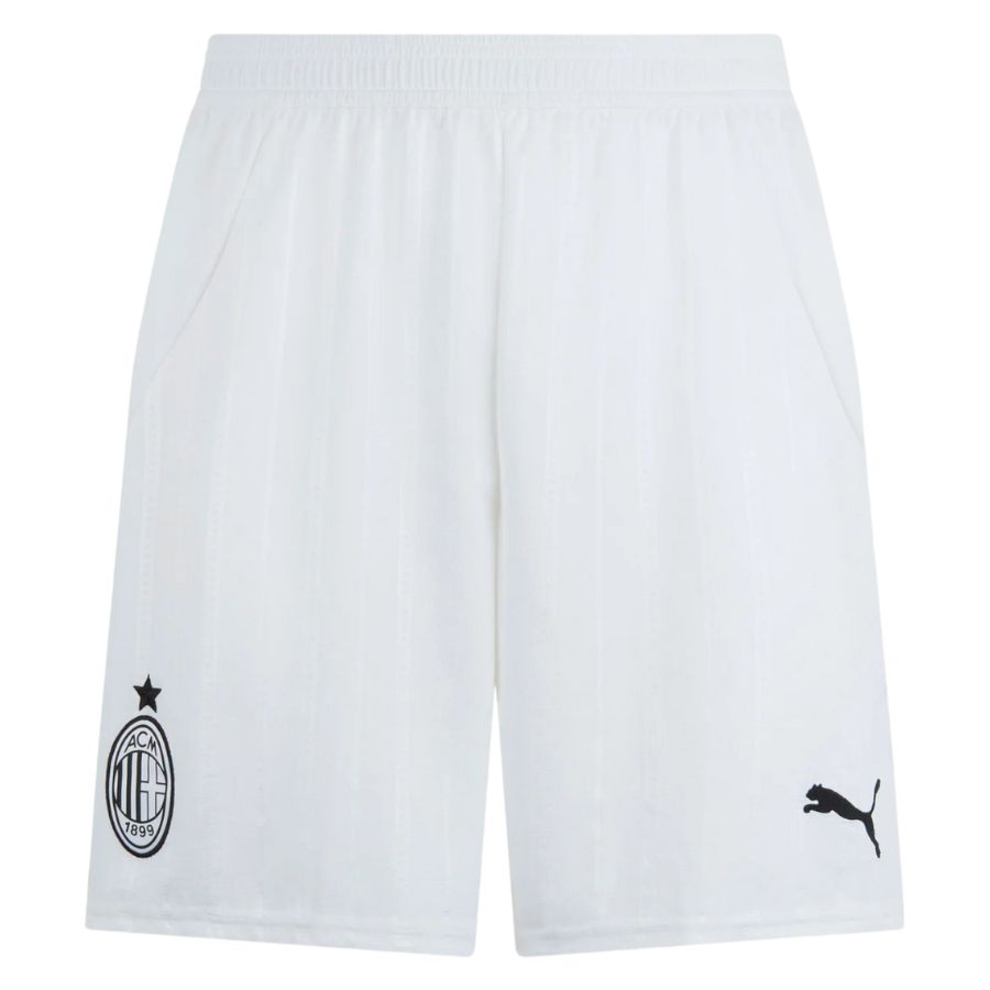 Short-Milan-AC-Exterieur-2024-2025