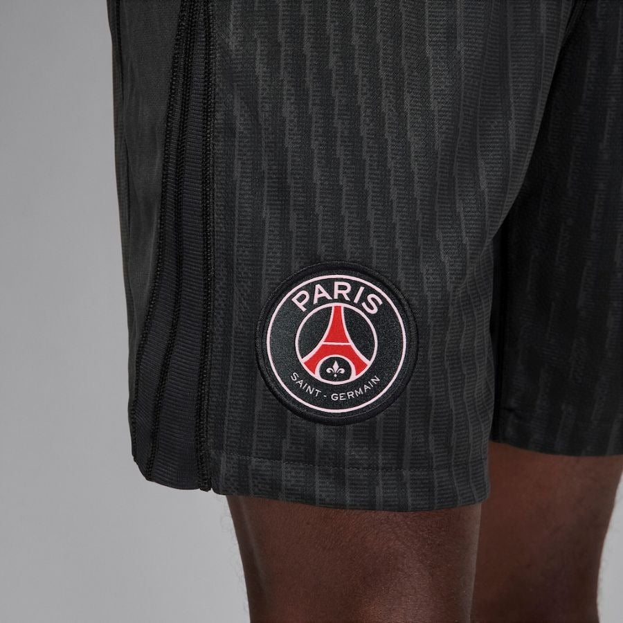 Short-PSG-Jordan-Fourth-2025-2026-3