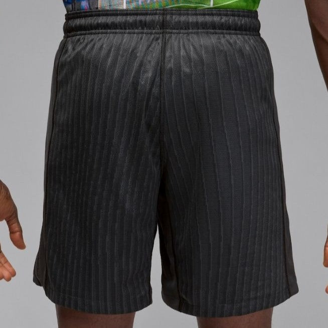 Short-PSG-Jordan-Fourth-2025-2026-4