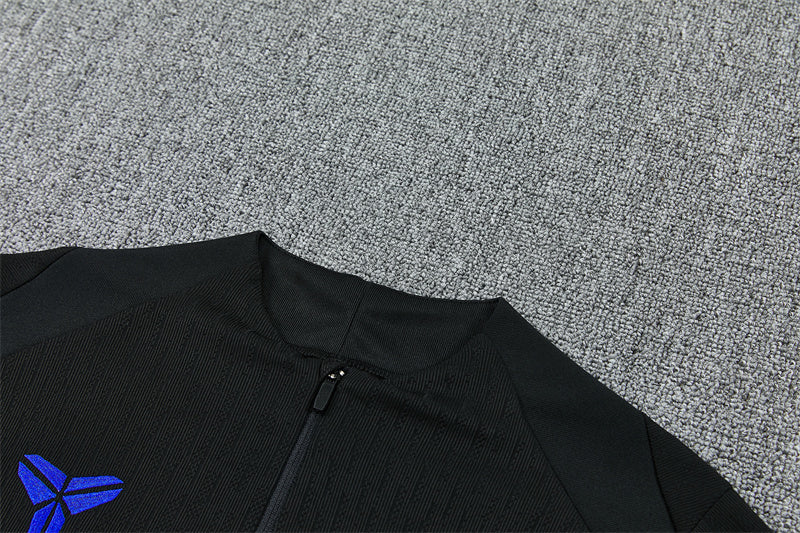 Survetement-Barca-Training-2025-2026-Noir-Bleu-Label-5