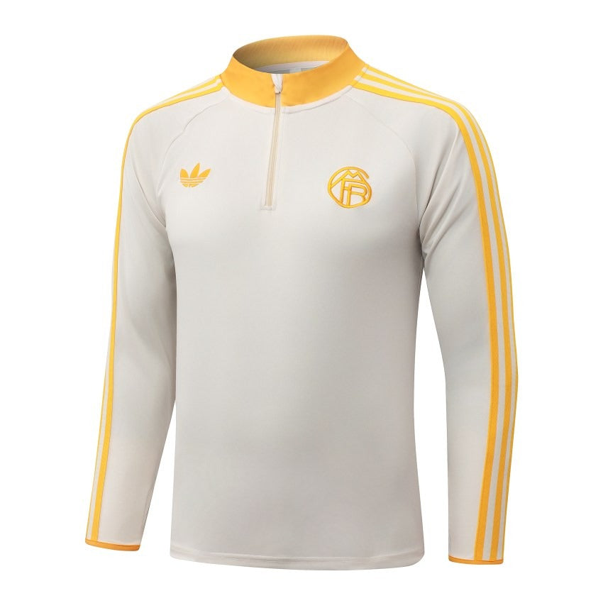 Survetement-Bayern-Munich-Training-2026-2027-Beige-Orange-4