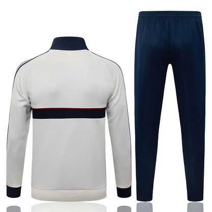 Survetement-Bayern-Munich-Veste-2026-2027-Blanc-Bleu-2
