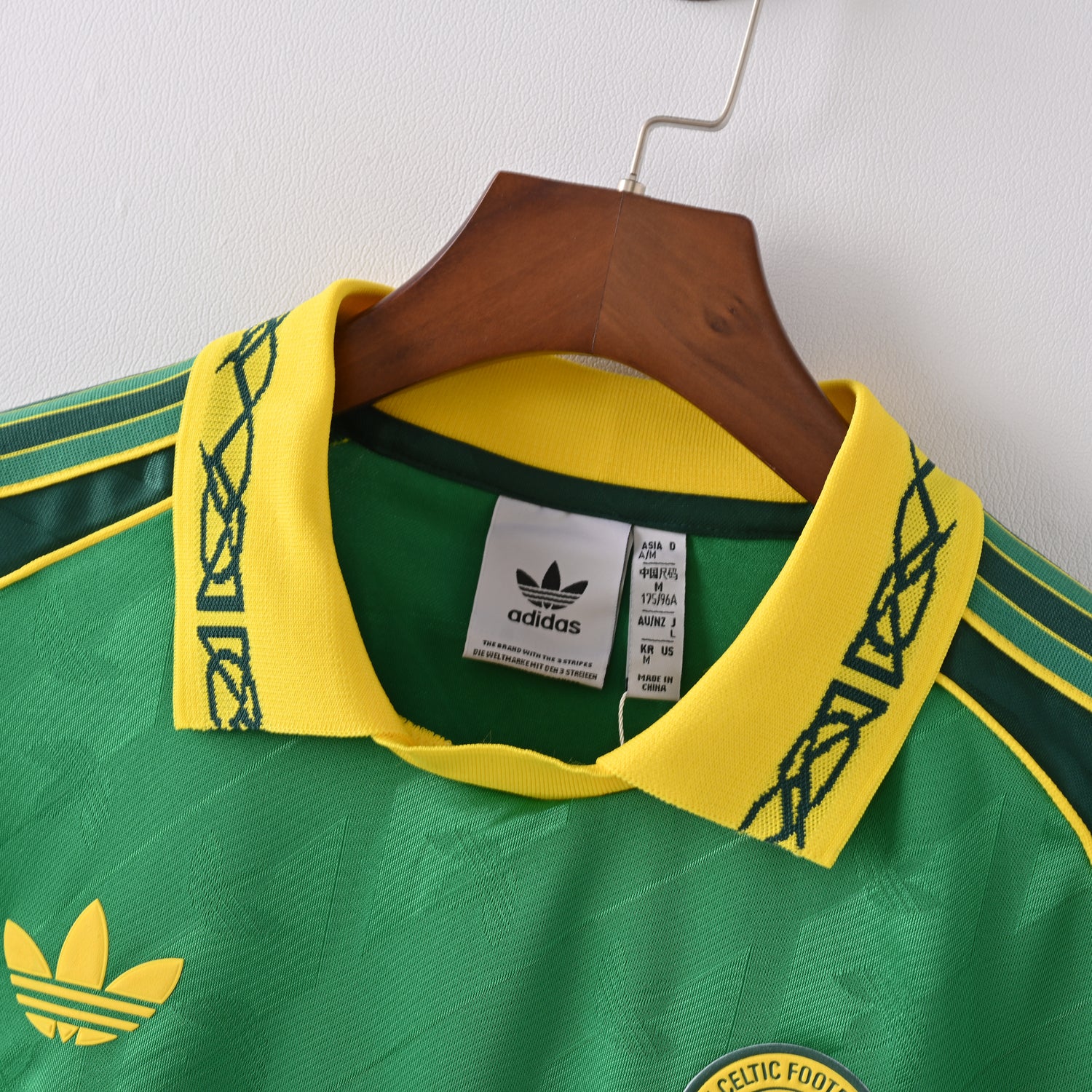 maillot--manches-lounges-celtic-fc-2024-2025-LFSTLR-vintage-retro-3