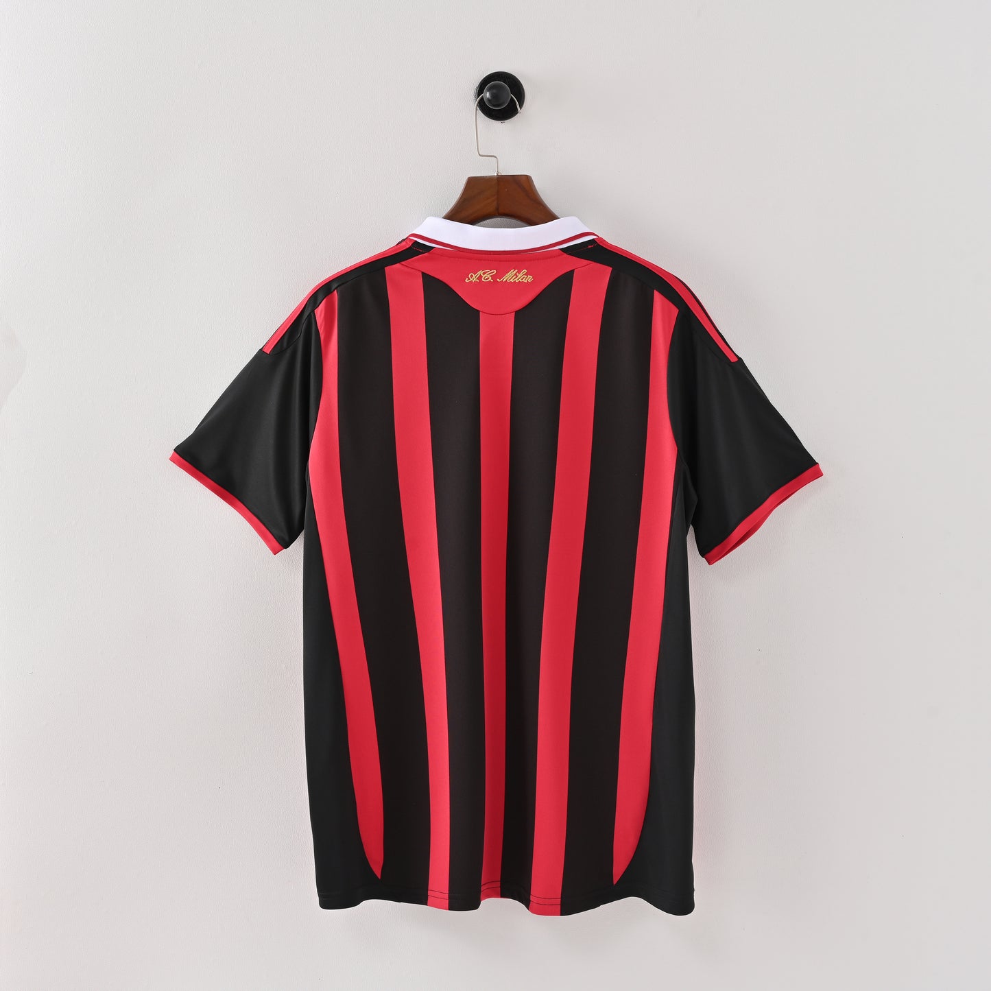 maillot-ac-milan-domicile-2009-2010-2
