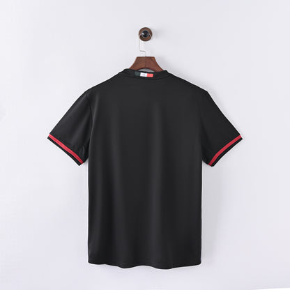 maillot-ac-milan-domicile-2016-2017-2
