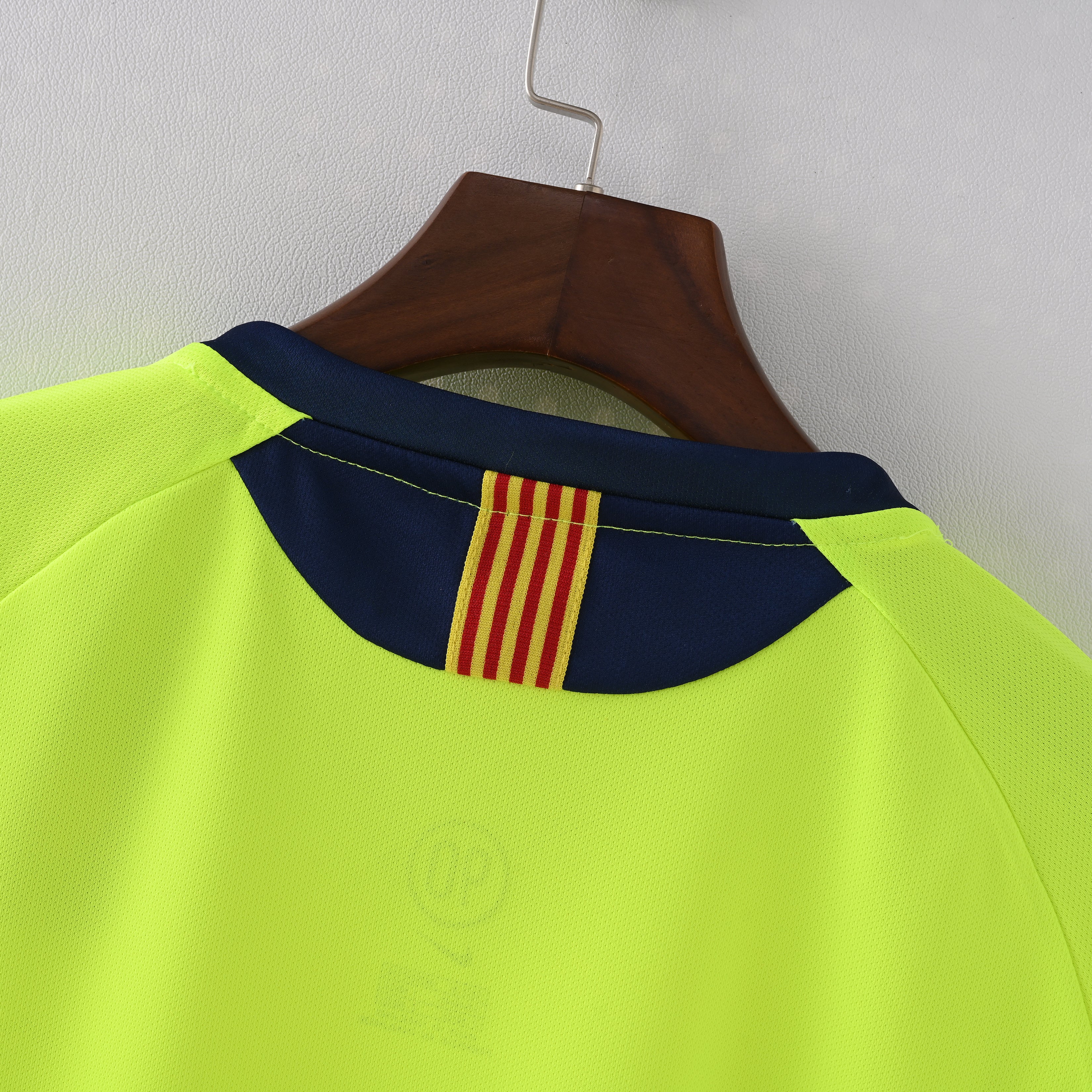maillot-barcelone-2005-2006-exterieur-vintage-retro-3