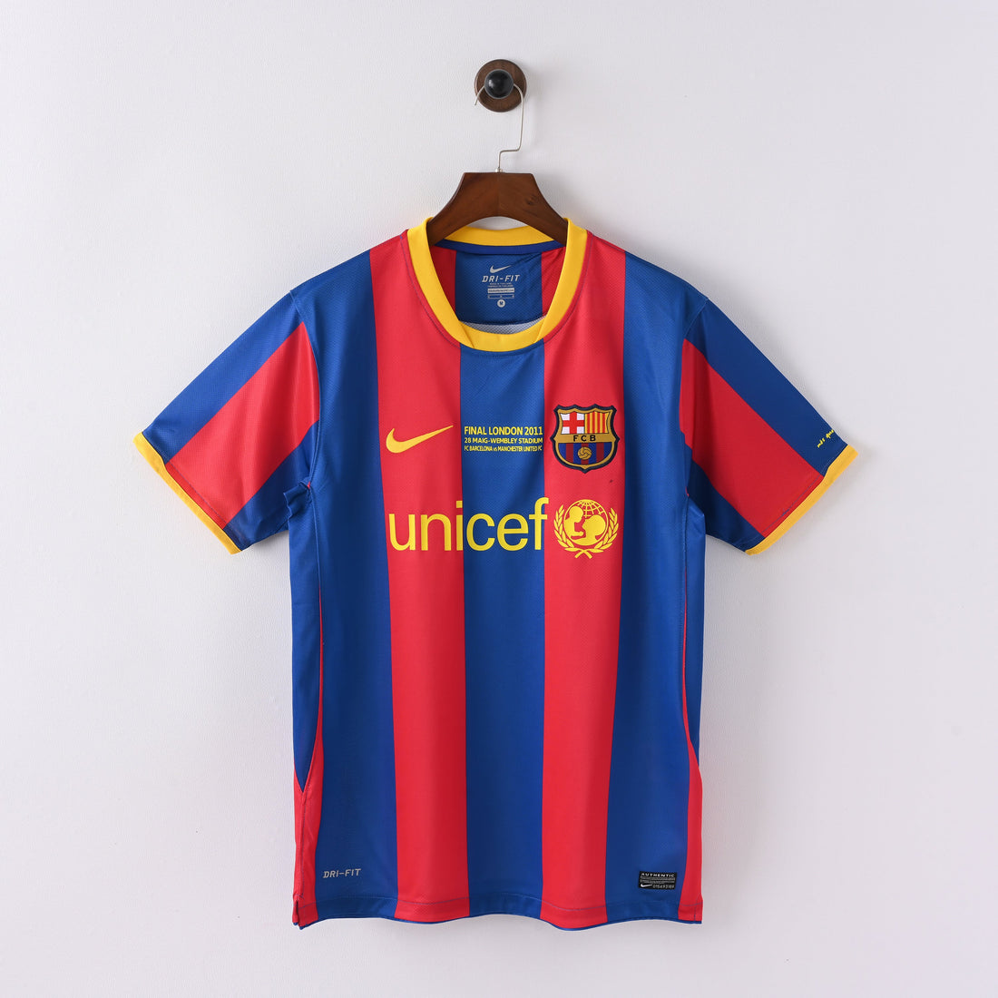 maillot-barcelone-2010-2011-domicile-vintage-retro-1