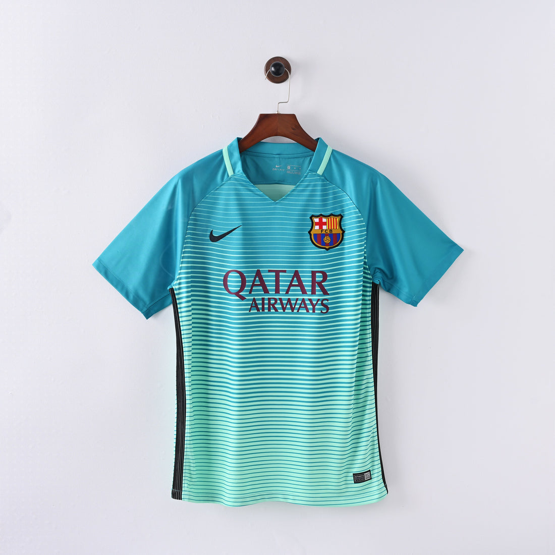 maillot-barcelone-2016-2017-exterieur-vintage-retro-1