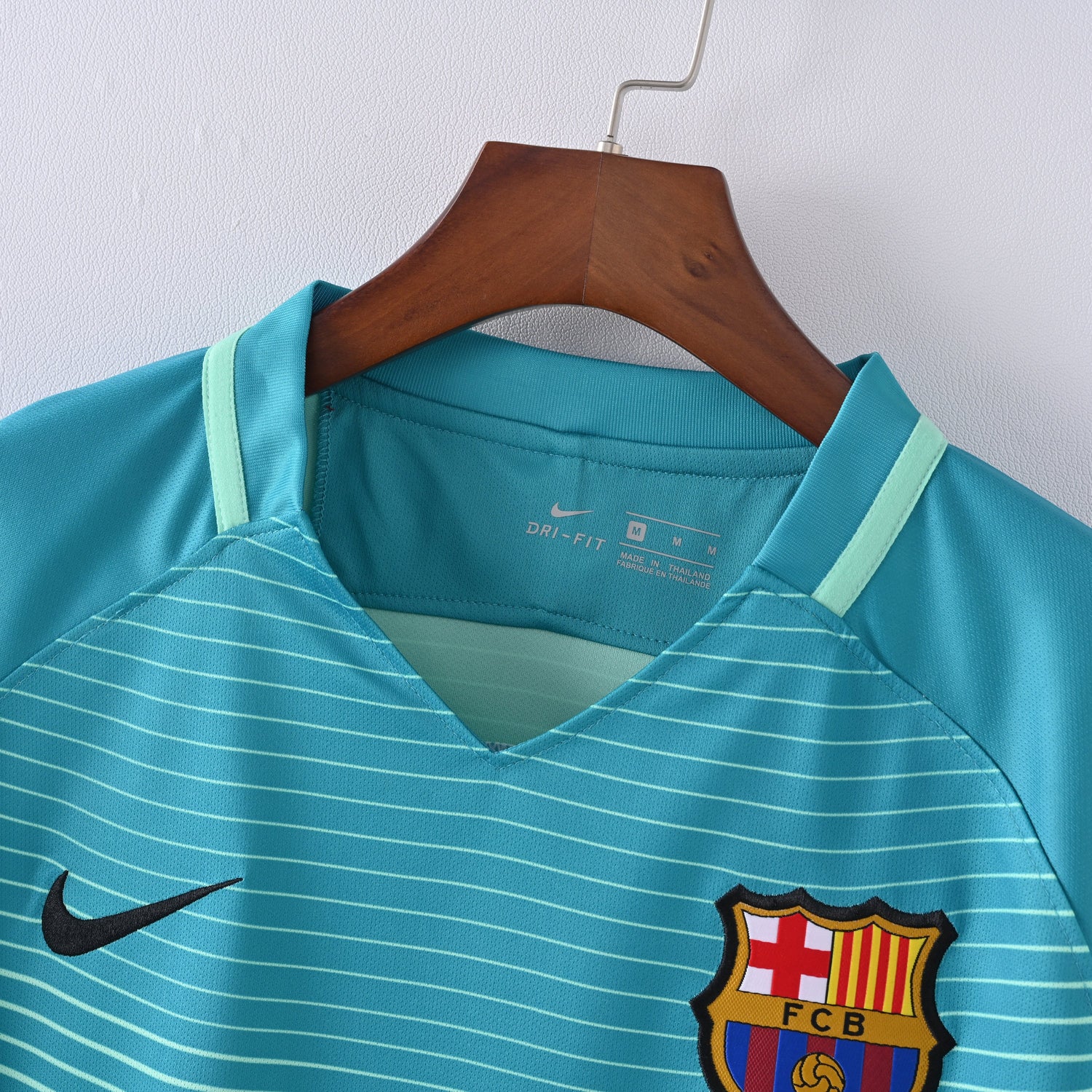 maillot-barcelone-2016-2017-exterieur-vintage-retro-3