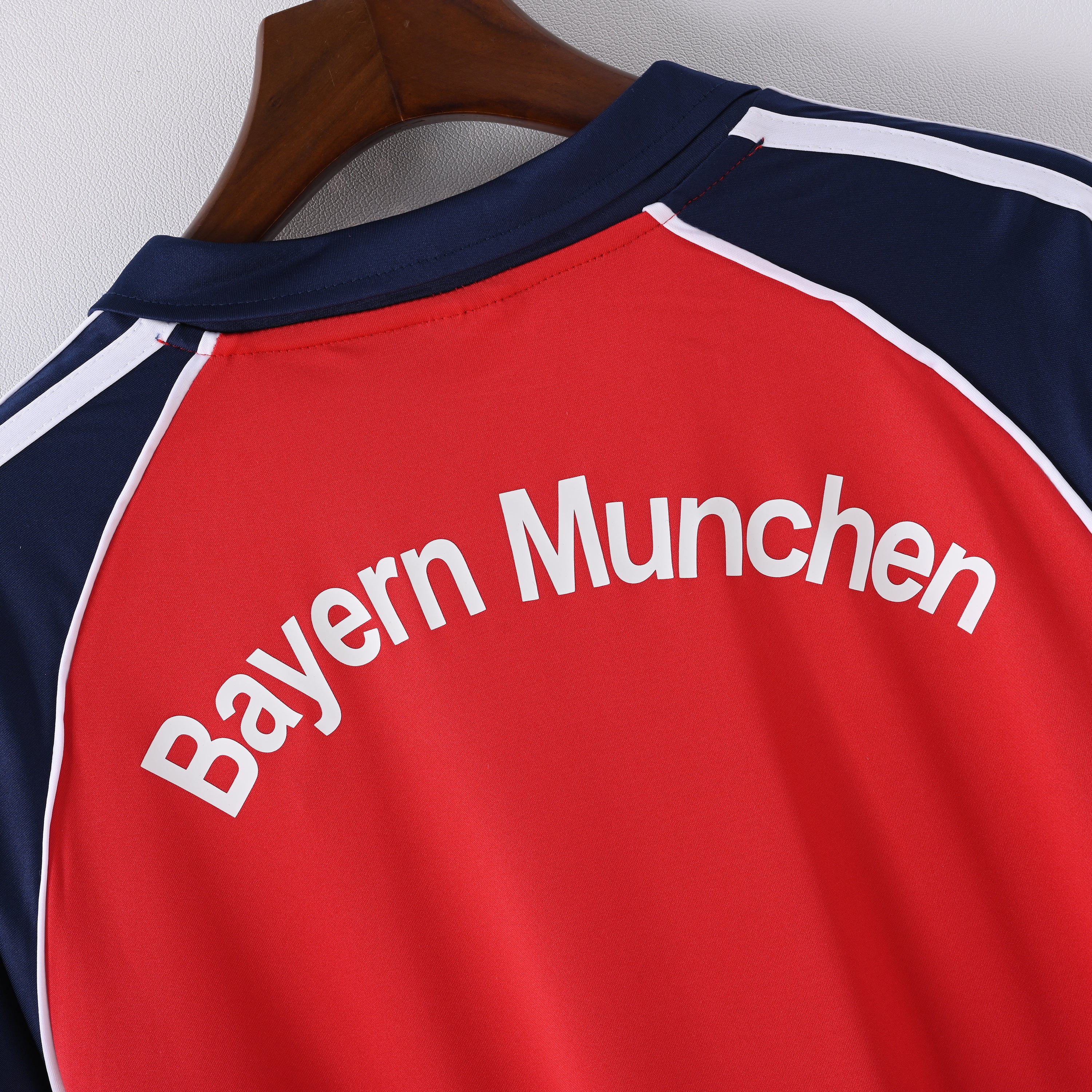 maillot-bayern-munich-2000-2001-domicile-vintage-retro-3