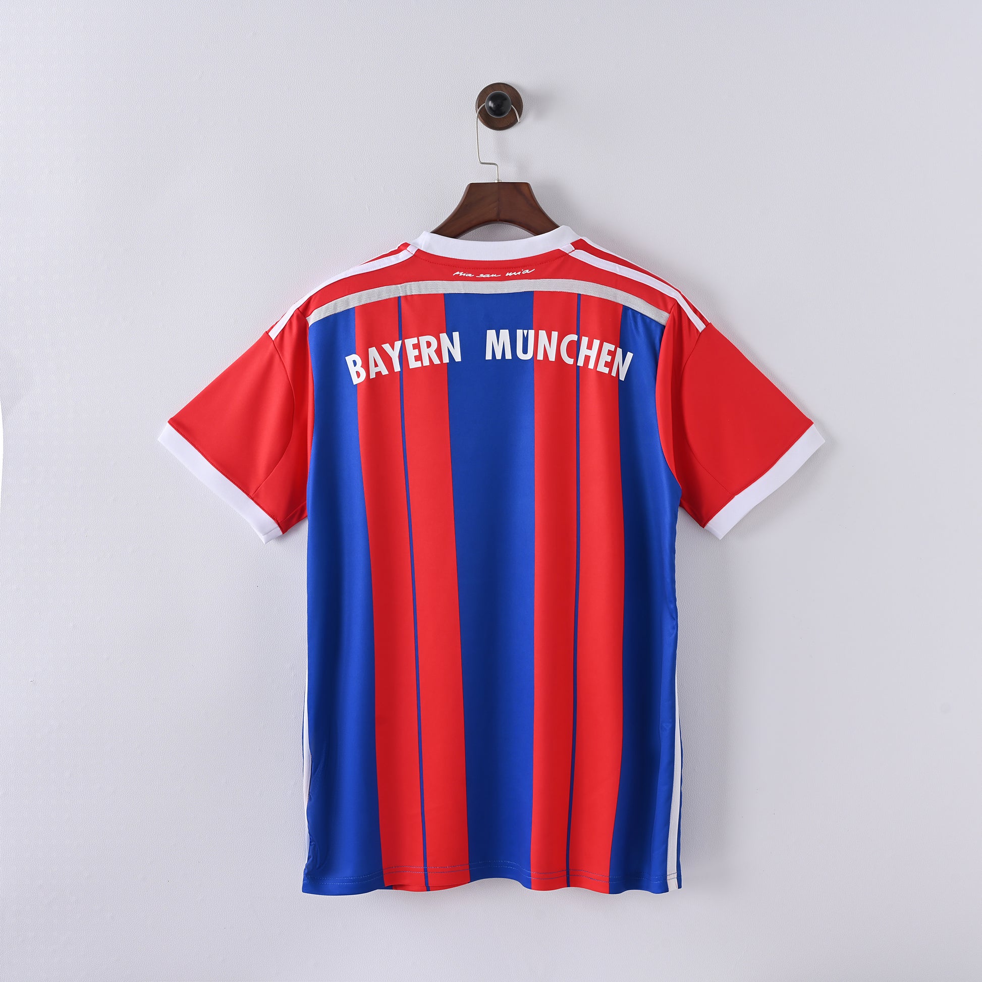 maillot-bayern-munich-domicile-2014-2015-vintage
