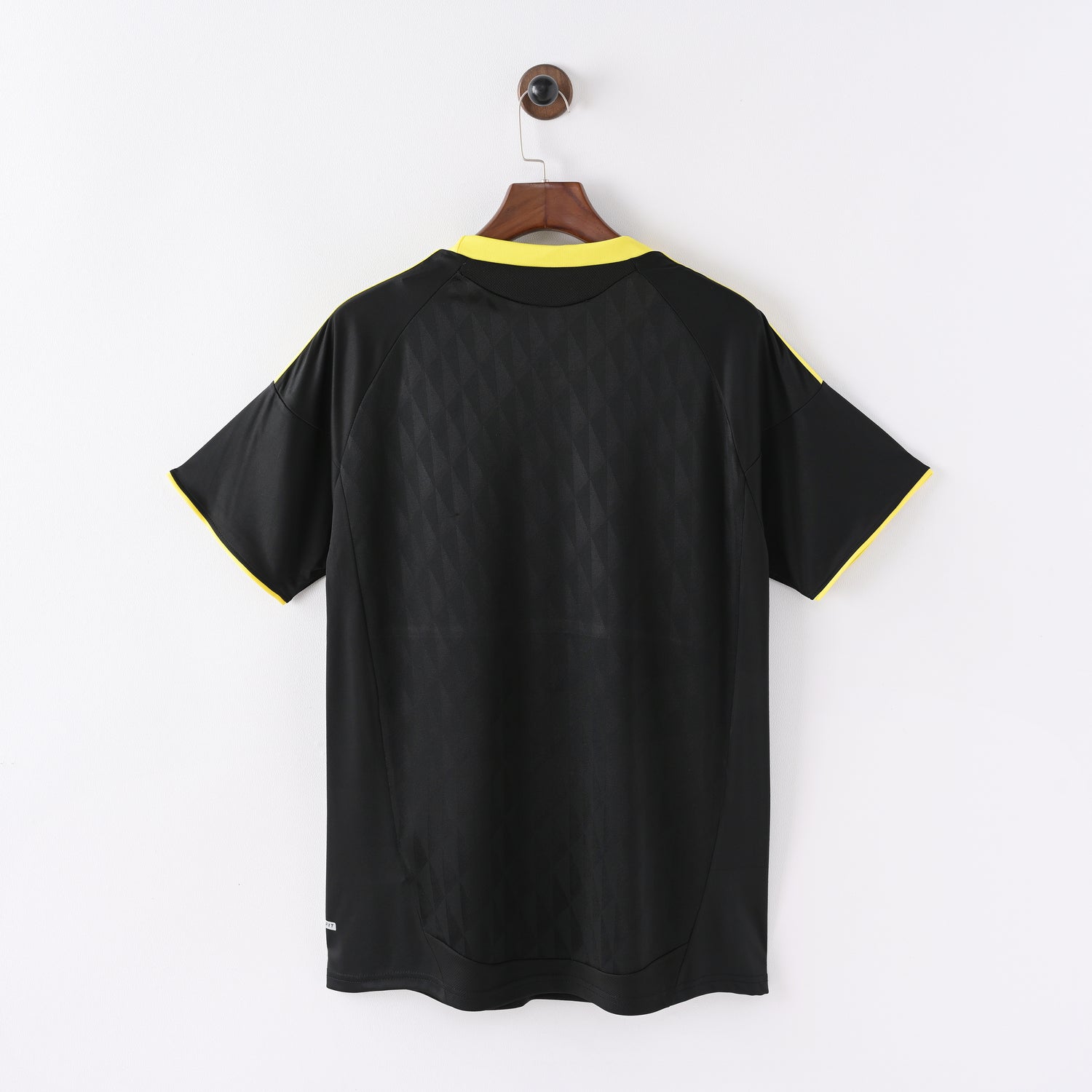 maillot-liverpool-2010-2011-third-vintage-retro-2