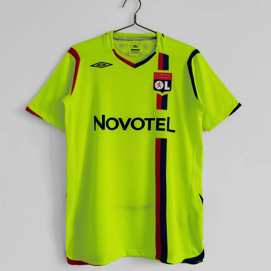 maillot-lyon-retro-vintage-2008-2009-exterieur-vert-homme