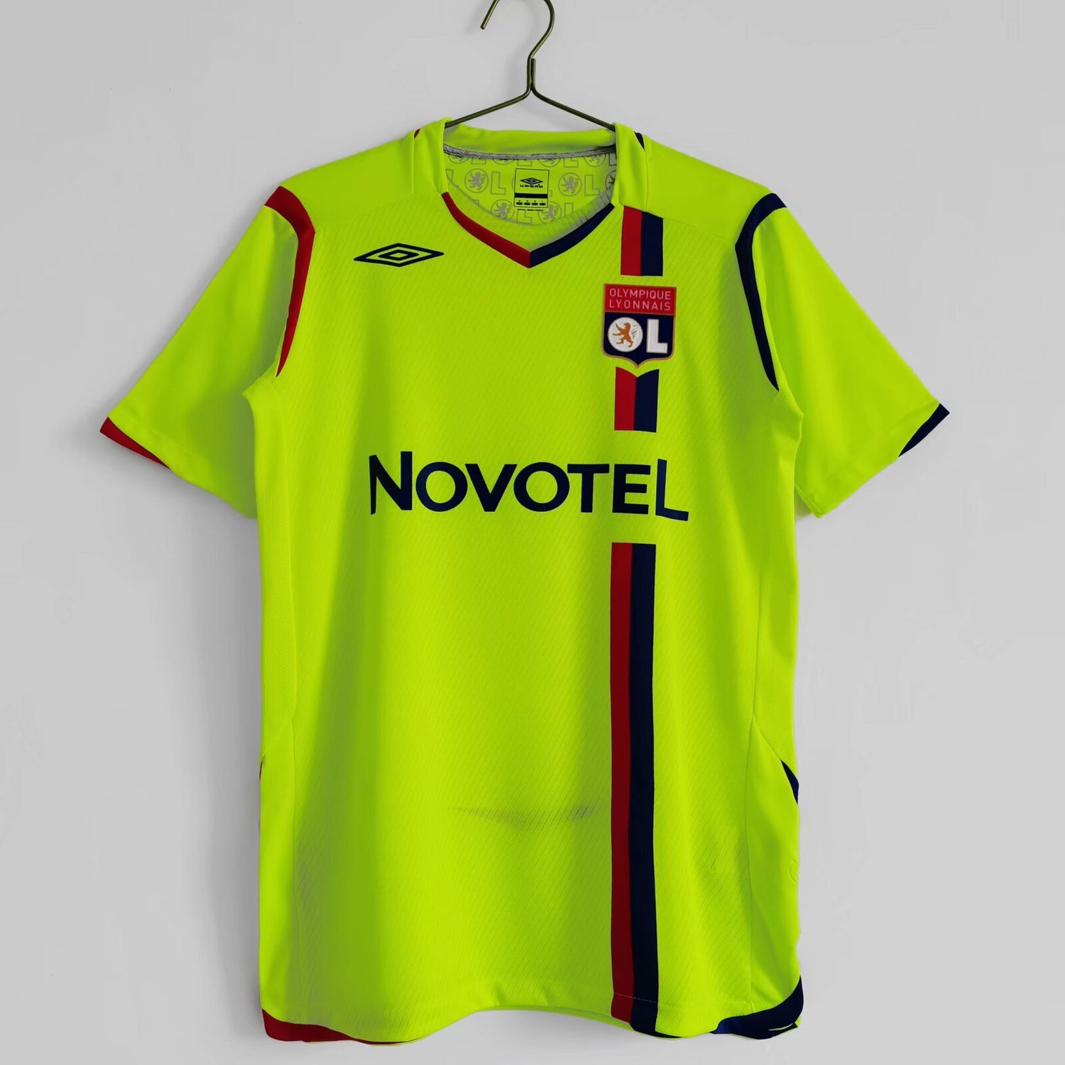 maillot-lyon-retro-vintage-2008-2009-exterieur-vert-homme