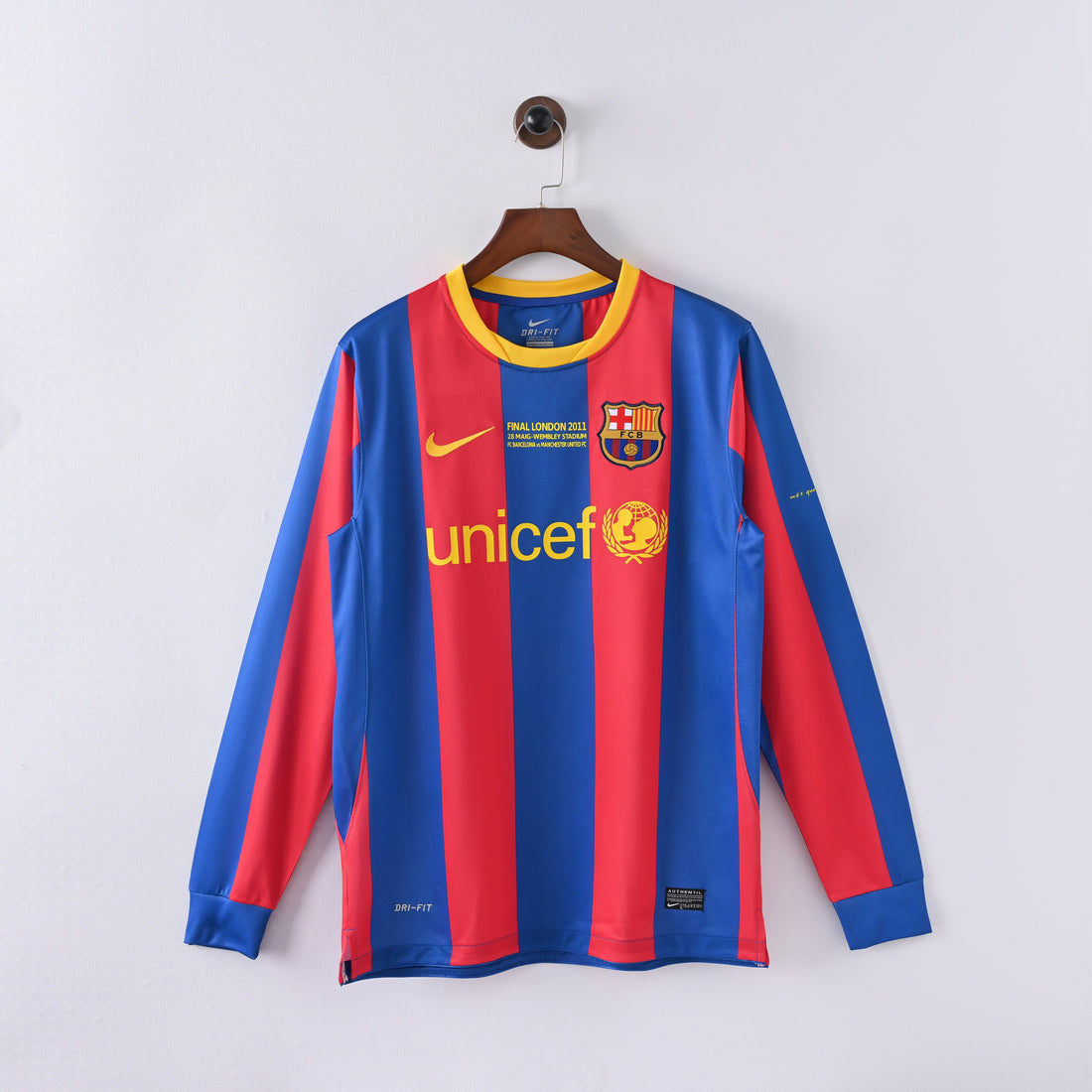 maillot-manches-longues-barcelone-2010-2011-domicile-vintage-retro-1