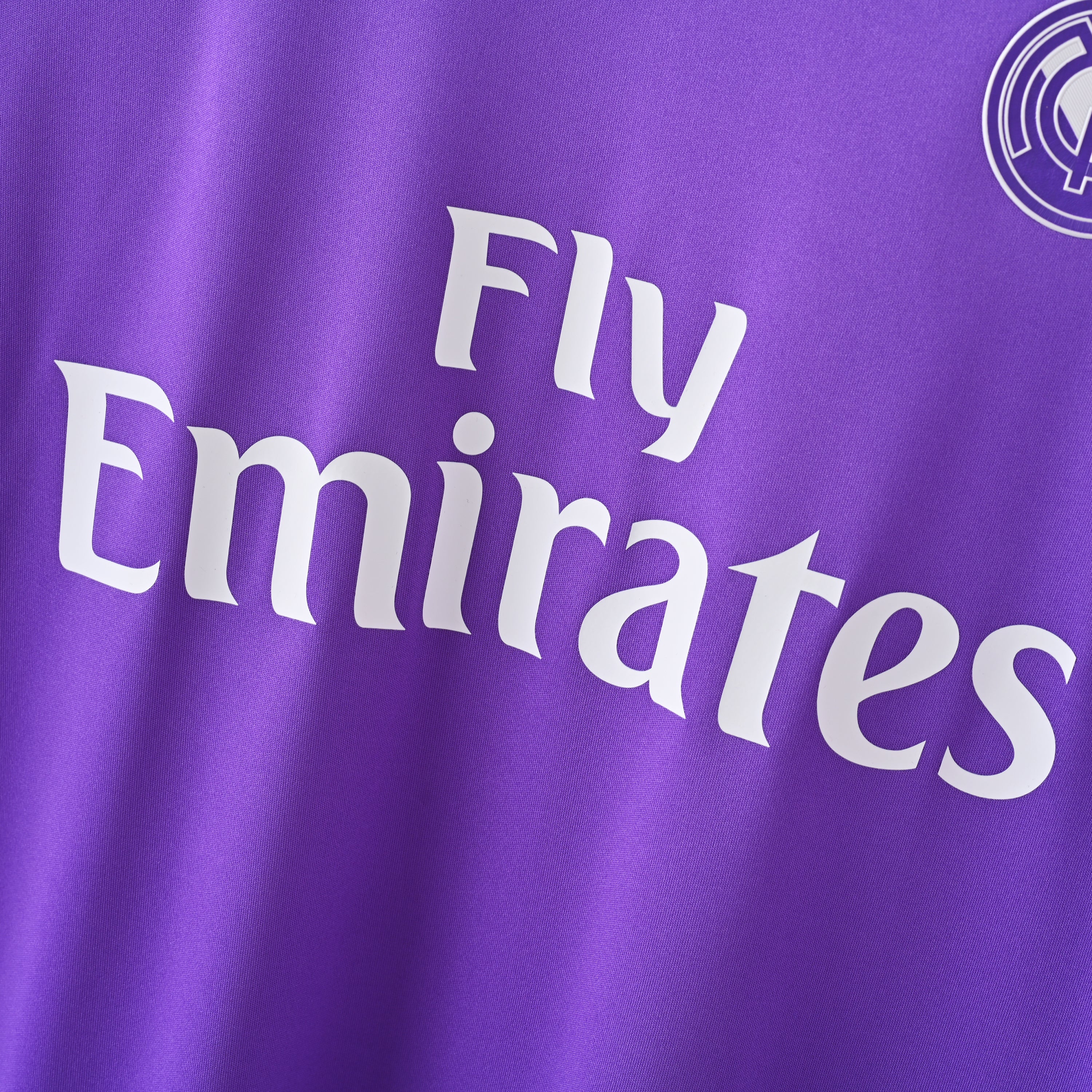 Maillot Real Madrid Manches Longues Retro Vintage 2016-2017 Exterieur Homme | Foot Sport