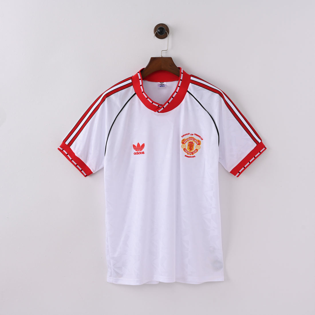 maillot-manchester-united-1990-1991-exterieur-Europe-CoupeWinners-Finale-de-Coupe-vintage-retro-1