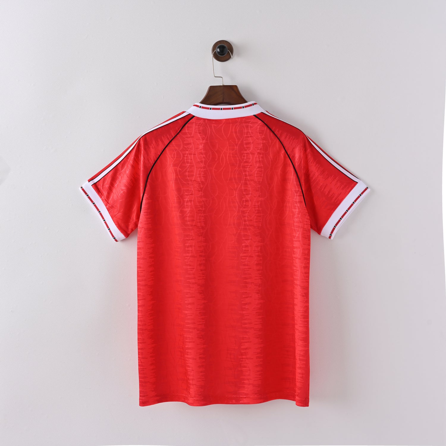 maillot-manchester-united-1991-1992-domicile-vintage-retro-2_6bcd7b2d-d10d-4bc1-8acd-2bbea821f50c